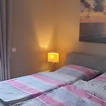 Am Rheinsteig In Apartment *